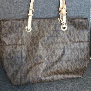 Michael Kors Eat West Signature Tote